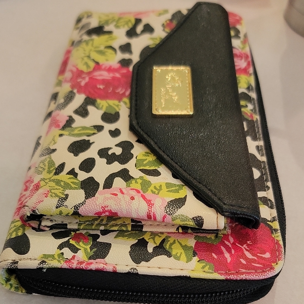 Luv BETSEY by Betsey Johnson Wallet